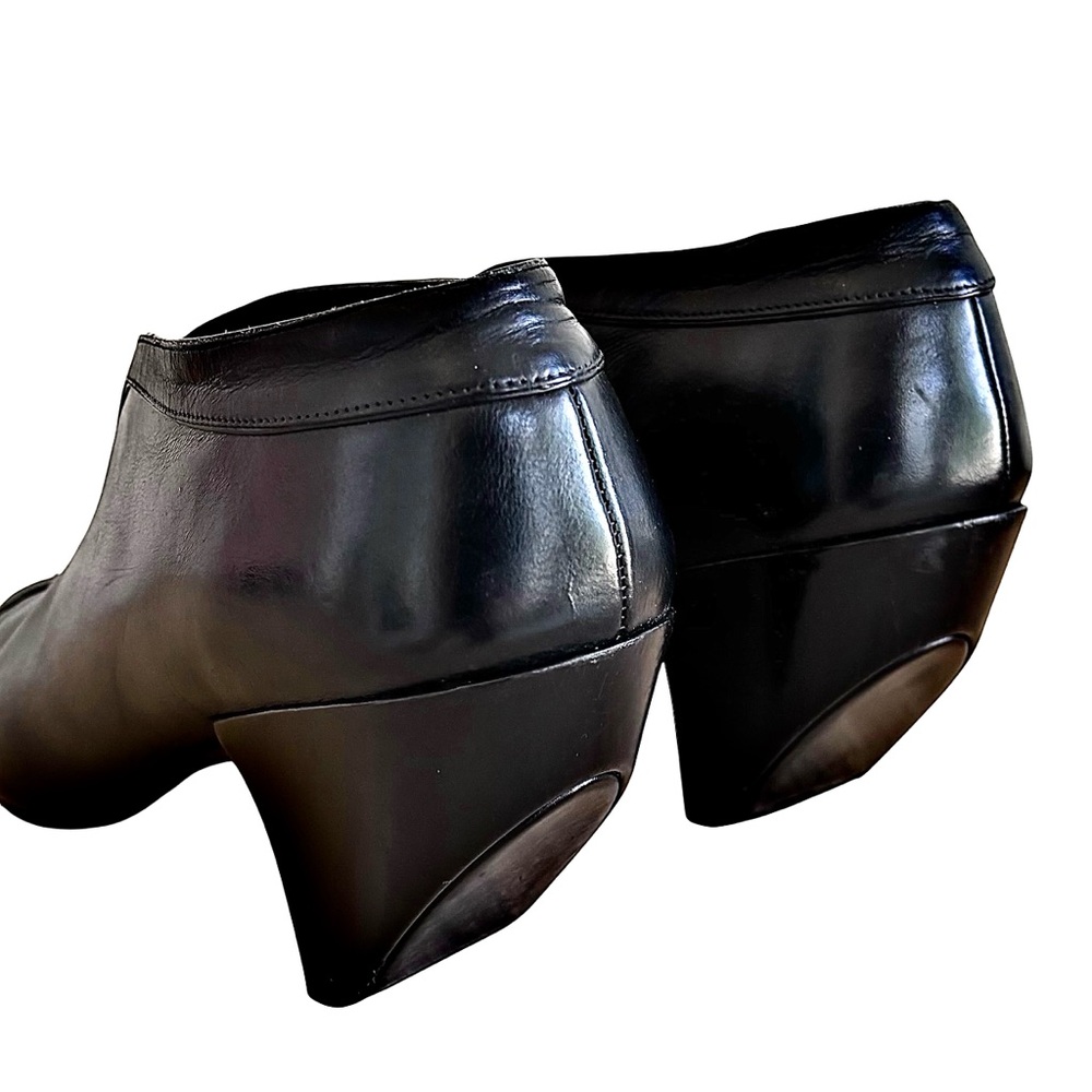 MARC JACOBS Black Leather Peep Toe Booties - Picture 11 of 14
